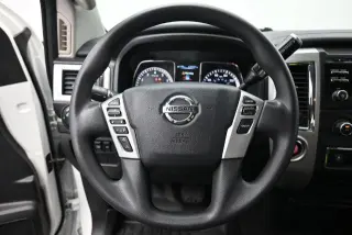 Nissan Titan 2017 4x2 S 4dr Crew Cab