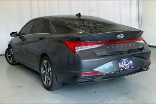 Hyundai ELANTRA 2022 Limited 4dr Sedan