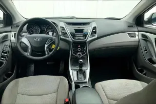 Hyundai ELANTRA 2016 SE Sedán 4 puertas 6M (EE. UU.)