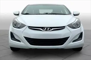 Hyundai ELANTRA 2016 SE Sedán 4 puertas 6M (EE. UU.)