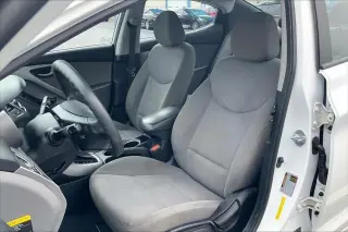 Hyundai ELANTRA 2016 SE Sedán 4 puertas 6M (EE. UU.)