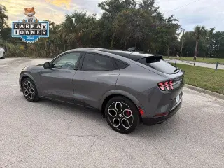Ford Mustang Mach-E 2023 AWD GT SUV de 4 puertas