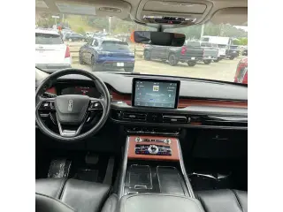 Lincoln Aviator 2022 AWD Reserve SUV de 4 puertas