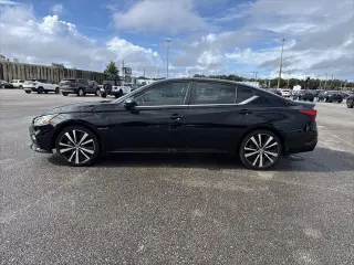Nissan Altima 2020 2.5 SR 4dr Sedán
