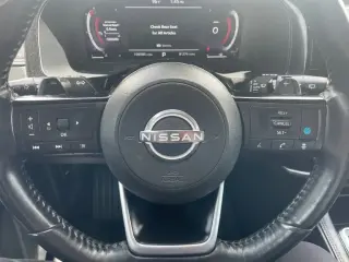 Nissan Pathfinder 2023 Platino 4p SUV