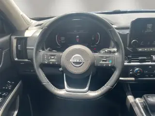 Nissan Pathfinder 2023 Platino 4p SUV