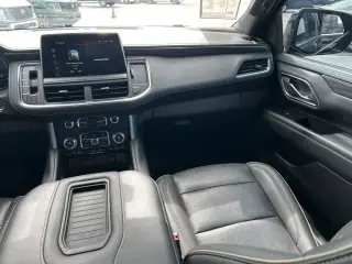 GMC Yukon 2023 4x2 SLT 4 puertas SUV
