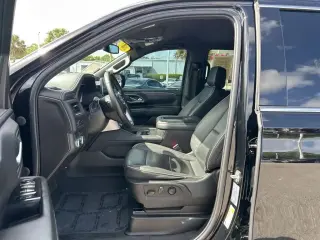 GMC Yukon 2023 4x2 SLT 4 puertas SUV
