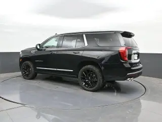 GMC Yukon 2022 4x4 Denali 4p SUV