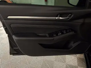Nissan Altima 2020 2.5 SV 4dr Sedán