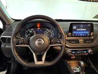 Nissan Altima 2020 2.5 SV 4dr Sedán