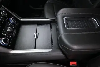 GMC Yukon 2023 4x2 Denali 4p SUV