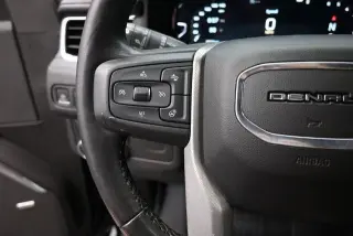 GMC Yukon 2023 4x2 Denali 4p SUV