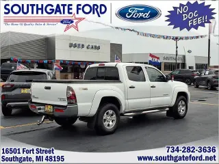 Toyota Tacoma 2011 4x2 PreRunner V6 4dr Double Cab 5.0 ft SB 5A