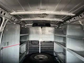 Chevrolet Express 2020 2500 3dr Camioneta de Carga