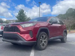 Toyota RAV4 2022 LE 4dr SUV