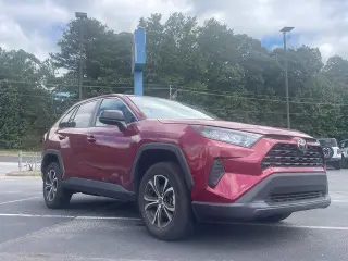 Toyota RAV4 2022 LE 4dr SUV