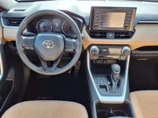 Toyota RAV4 2022 4x4 LE 4p SUV