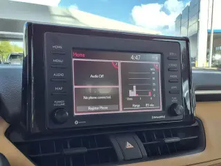 Toyota RAV4 2022 4x4 LE 4p SUV