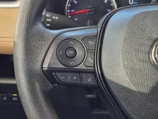 Toyota RAV4 2022 4x4 LE 4p SUV