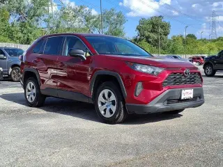 Toyota RAV4 2022 4x4 LE 4p SUV