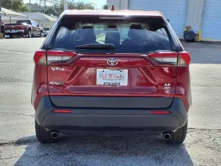 Toyota RAV4 2022 4x4 LE 4p SUV