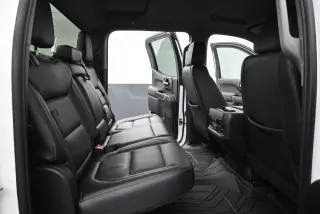 Chevrolet Silverado 1500 2021 4x2 RST 4 puertas Crew Cab 1,72 m