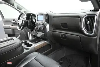 Chevrolet Silverado 1500 2021 4x2 RST 4 puertas Crew Cab 1,72 m