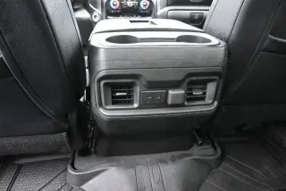 Chevrolet Silverado 1500 2021 4x2 RST 4 puertas Crew Cab 1,72 m