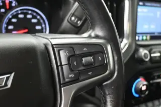 Chevrolet Silverado 1500 2021 4x2 RST 4 puertas Crew Cab 1,72 m