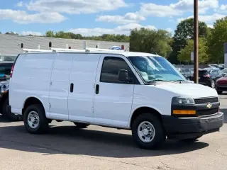 Chevrolet Express 2018 2500 3dr Carro Furgoneta de Carga