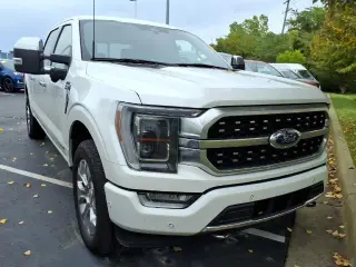 Ford F-150 2022 4x4 Platinum 4p SuperCrew 6.5 ft. CB