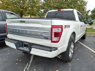 Ford F-150 2022 4x4 Platinum 4p SuperCrew 6.5 ft. CB