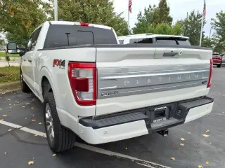 Ford F-150 2022 4x4 Platinum 4p SuperCrew 6.5 ft. CB