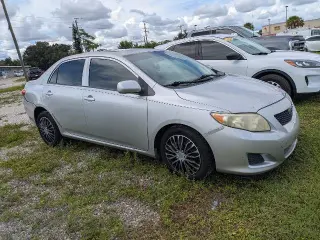 Toyota Corolla 2010 Base 4dr Sedan 5M