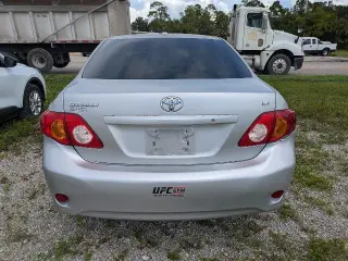 Toyota Corolla 2010 Base 4dr Sedan 5M