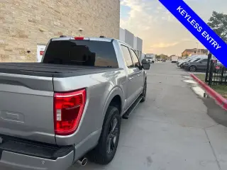 Ford F-150 2023 4x2 XLT 4puertas SuperCrew 5.5 pies. SB