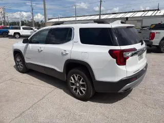 GMC Acadia 2023 4x4 SLT 4dr SUV