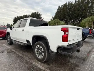 Chevrolet Silverado 2500HD 2024 4x4 Custom 4dr Crew Cab SB