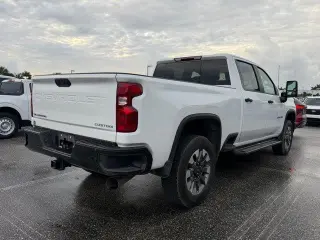 Chevrolet Silverado 2500HD 2024 4x4 Custom 4dr Crew Cab SB