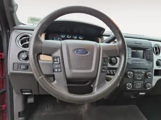 Ford F-150 2013 4x4 XLT 4dr SuperCrew Styleside 5.5 ft. SB