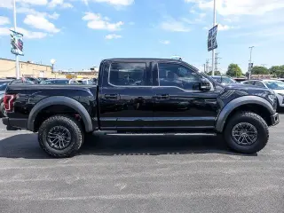 Ford F-150 2019 4x4 Raptor 4dr SuperCrew 5.5 ft. SB