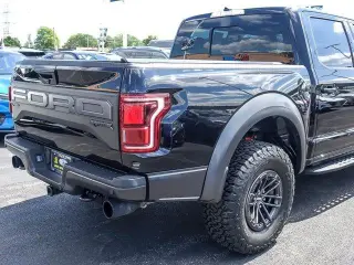 Ford F-150 2019 4x4 Raptor 4dr SuperCrew 5.5 ft. SB