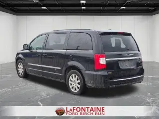 Chrysler Town and Country 2016 Touring 4dr Mini-Van