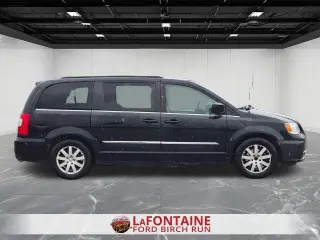 Chrysler Town and Country 2016 Touring 4dr Mini-Van