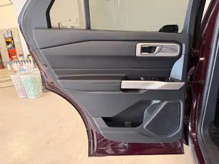 Ford Explorer 2023 AWD XLT 4dr SUV