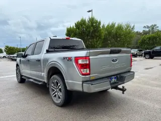 Ford F-150 2021 4x4 XL 4p SuperCrew 5.5 ft. CB