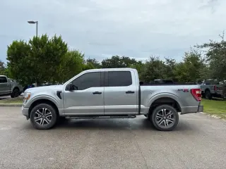 Ford F-150 2021 4x4 XL 4p SuperCrew 5.5 ft. CB