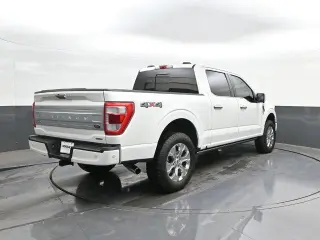 Ford F-150 2022 4x4 Platinum 4 puertas SuperCrew 5.5 pies SB