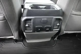 Ford F-150 2020 4x4 XLT 4p SuperCrew 6.5 ft. CB